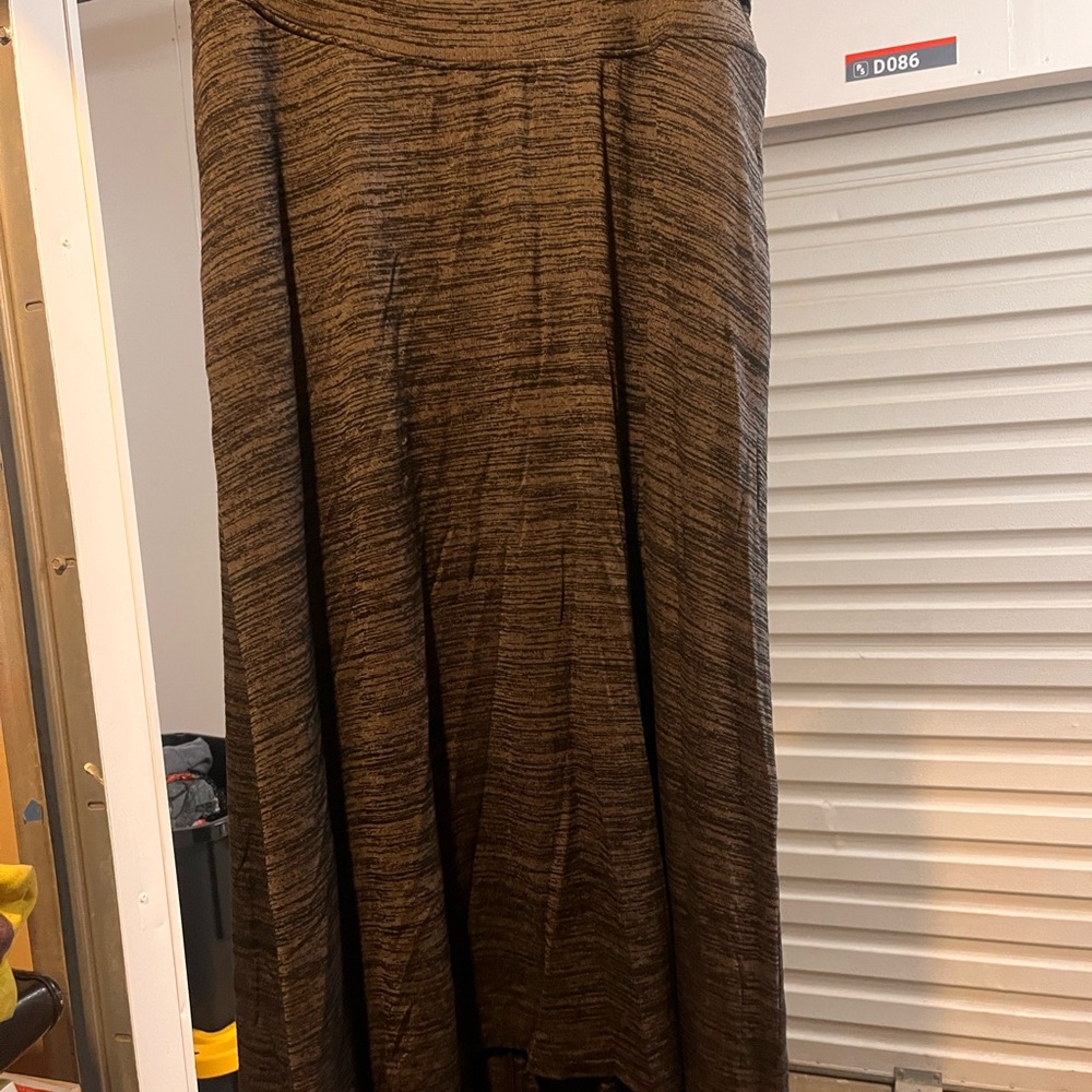 Livi Active Dark Brown Maxi Skirt